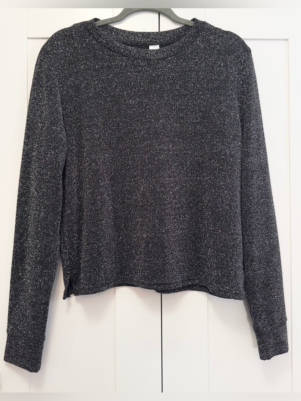 Black Long-Sleeve Metallic Knit Top Sz MED H&M